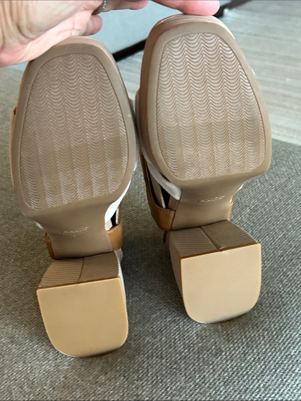 Dr.Scholl's platform  Open-Toe Block Heel Sandals in Beige and Tan - Picture 4 of 7